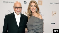 La cantante canadiense Celine Dion junto a su esposo Rene Angelil. Archivo.