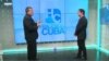 Humberto López (der.) entrevista al fiscal José Luis Reyes Blanco. 