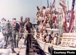 125.000 cubanos llegaron desde Mariel (Cuba) a Cayo Hueso (EEUU) entre abril y octubre de 1980.