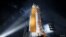 El nuevo cohete de la NASA, "Space Launch System" (Sistema de Lanzamiento Espacial, o SLS), enviará astronautas a la Luna en las misiones Artemis. (NASA).