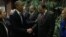 Obama saluda a Alejandro Castro Espín durante su visita oficial a La Habana. (Archivo)