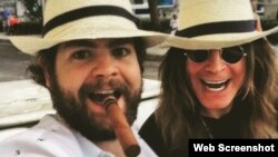 Ozzy Osbourne y su hijo en La Habana.