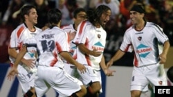 Jugadores del Newell´s Old Boys. Foto de archivo. 