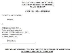 Primera página del texto legal de la solicitud para que la corte desestime la demanda contra Fogo Charcoal y Amazon.
