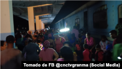 Más de 1500 personas de Guamo quedaron a la espera cuando falló la evacuación por la vía férrea que los llevaría de Granma a LasTunas.