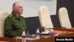 Foto Archivo. Díaz-Canel en una reunión de gobierno. 