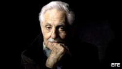 Fotografía facilitada por Karen Ostertag, del químico Carl Djerassi, creador de la píldora anticonceptiva que permitió el sexo sin procreación.