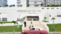 Info Martí | Cuba: Tiendas “solo en dólares” en todo el país