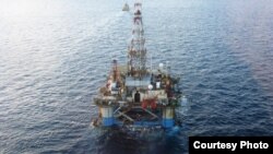 Plataforma Songa Mercur en Cuba