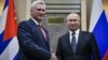 El gobernante de Cuba, Miguel Díaz-Canel, es recibido el martes por Vladimir Putin en la residencia del Presidente ruso en las afueras de Moscú (Foto: Alexander Nemenov/AFP).