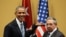Raúl Castro (d) y el presidente de Estados Unidos Barack Obama, durante una rueda de prensa en el Palacio de la Revolución de La Habana.