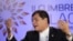 El presidente de Ecuador, Rafael Correa, habla hoy, martes 28 de enero de 2014, durante una entrevista con la cadena Telesur.