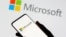 El logo de Microsoft. REUTERS/Dado Ruvic/Illustration/File Photo