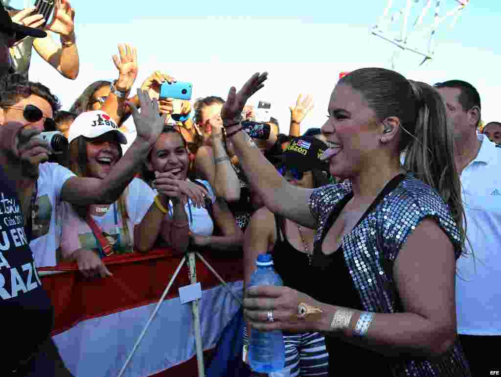 Cantante puertorriqueña Olga Tañón cumple su promesa y canta a los cubanos